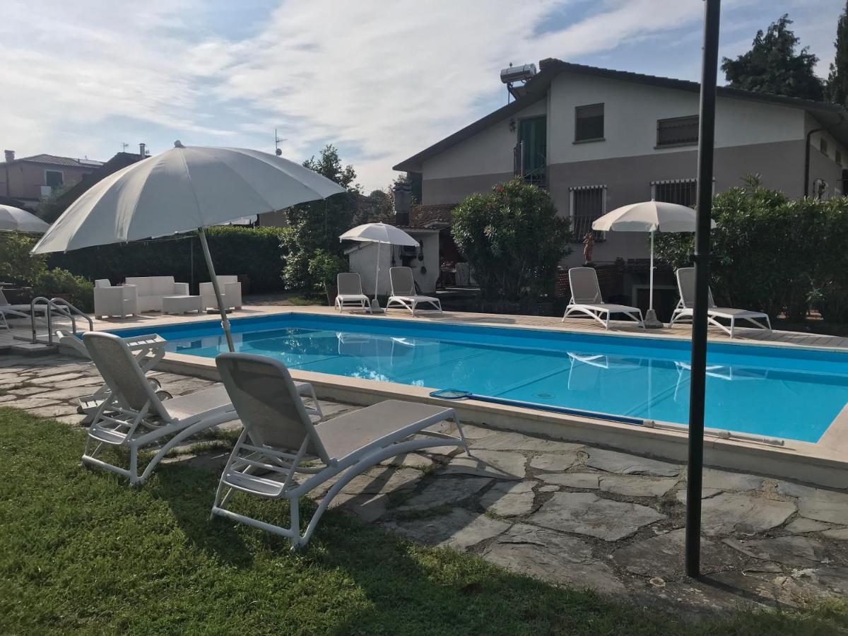 Appartamento Di Lusso In Villa Riccardo Barga Esterno foto